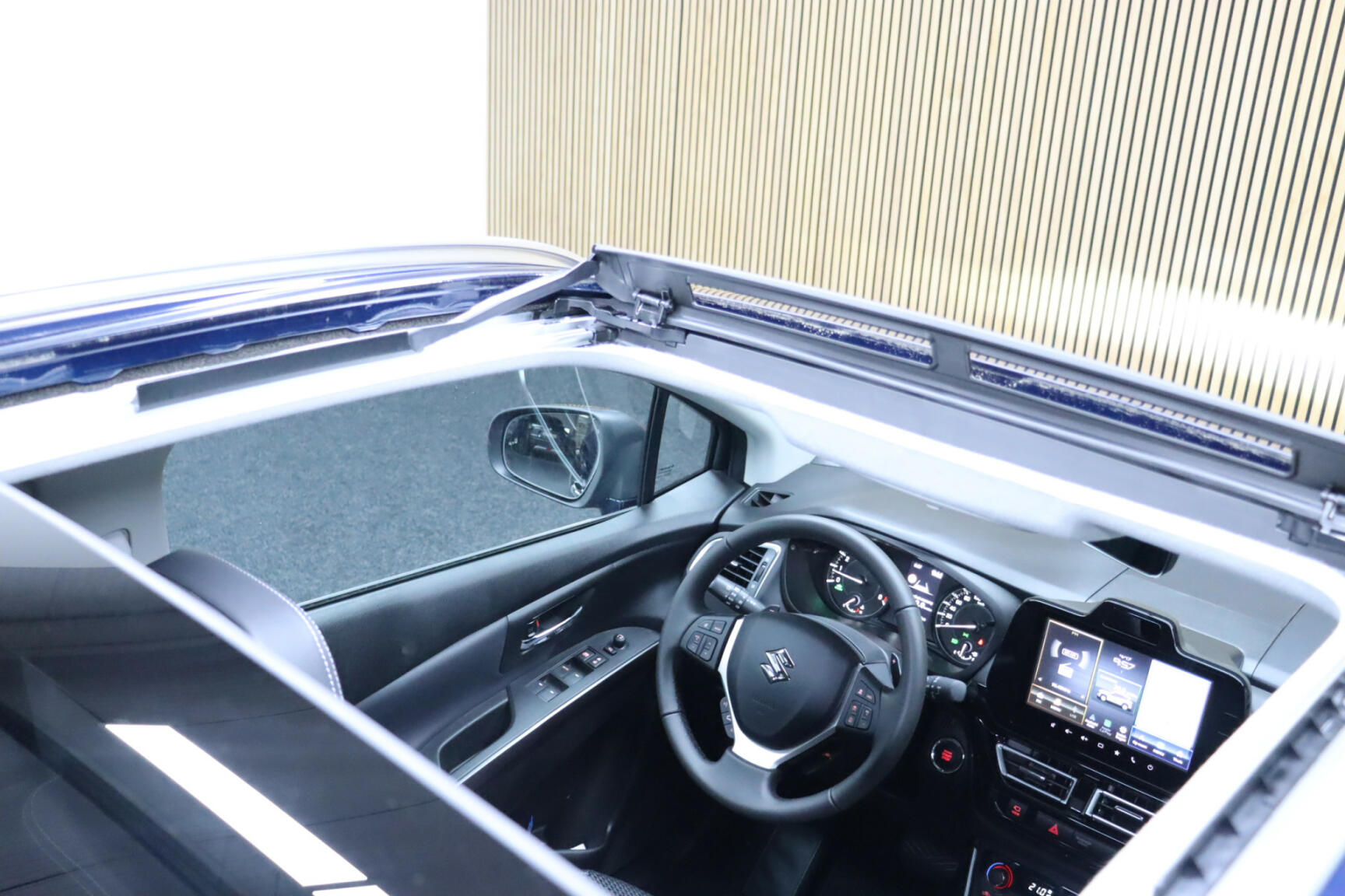 Suzuki-S-Cross-10